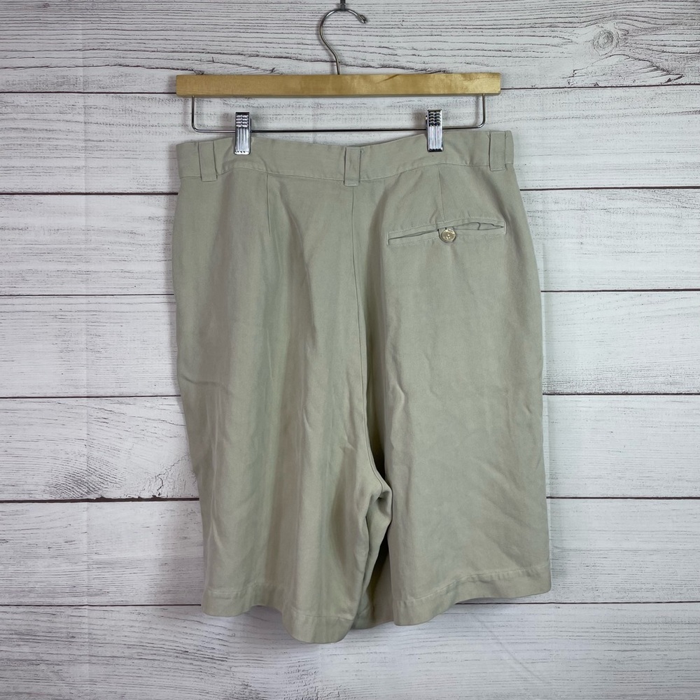 Men’s Tommy Bahama Shorts - Picture 2 of 7